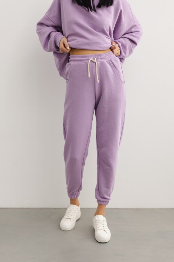 Spodnie dresowe typu jogger w kolorze LILA DREAM- DRIPS-XS-wyprzedaż