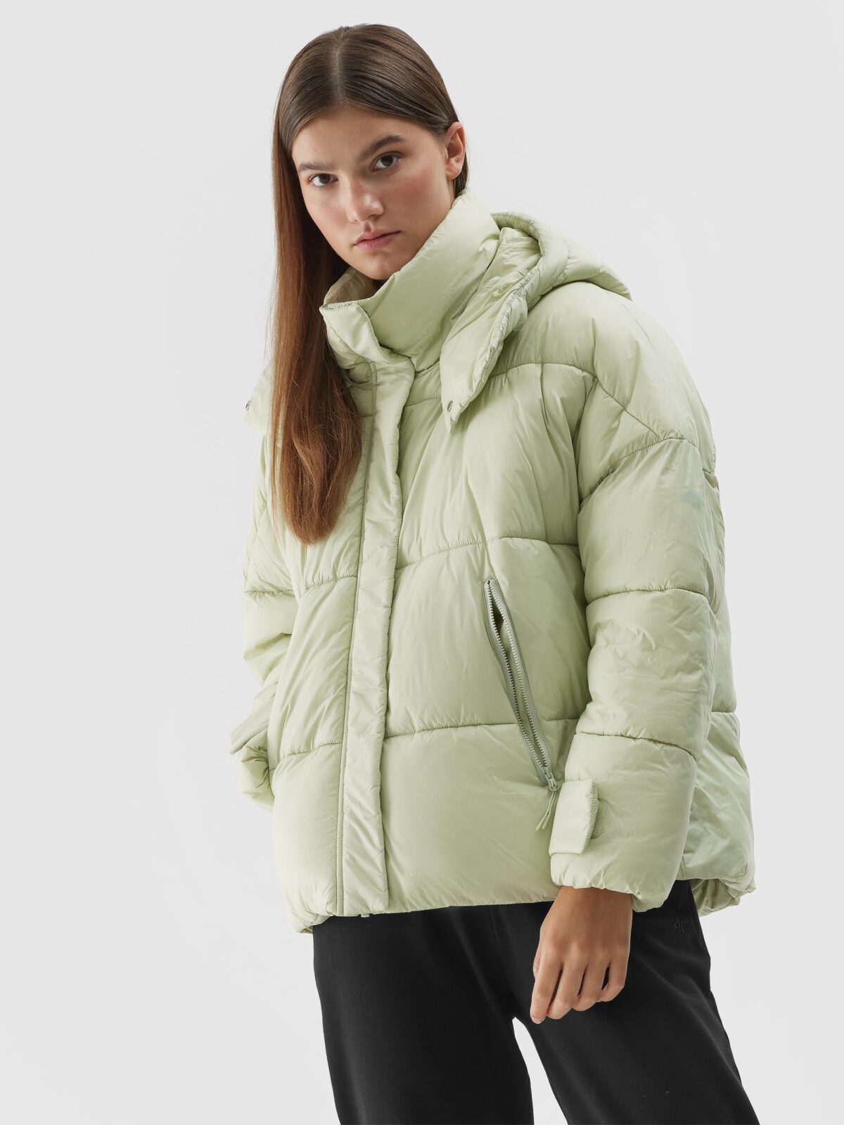 Kurtka puchowa z wypełnieniem syntetycznym damska-wyprzedaż