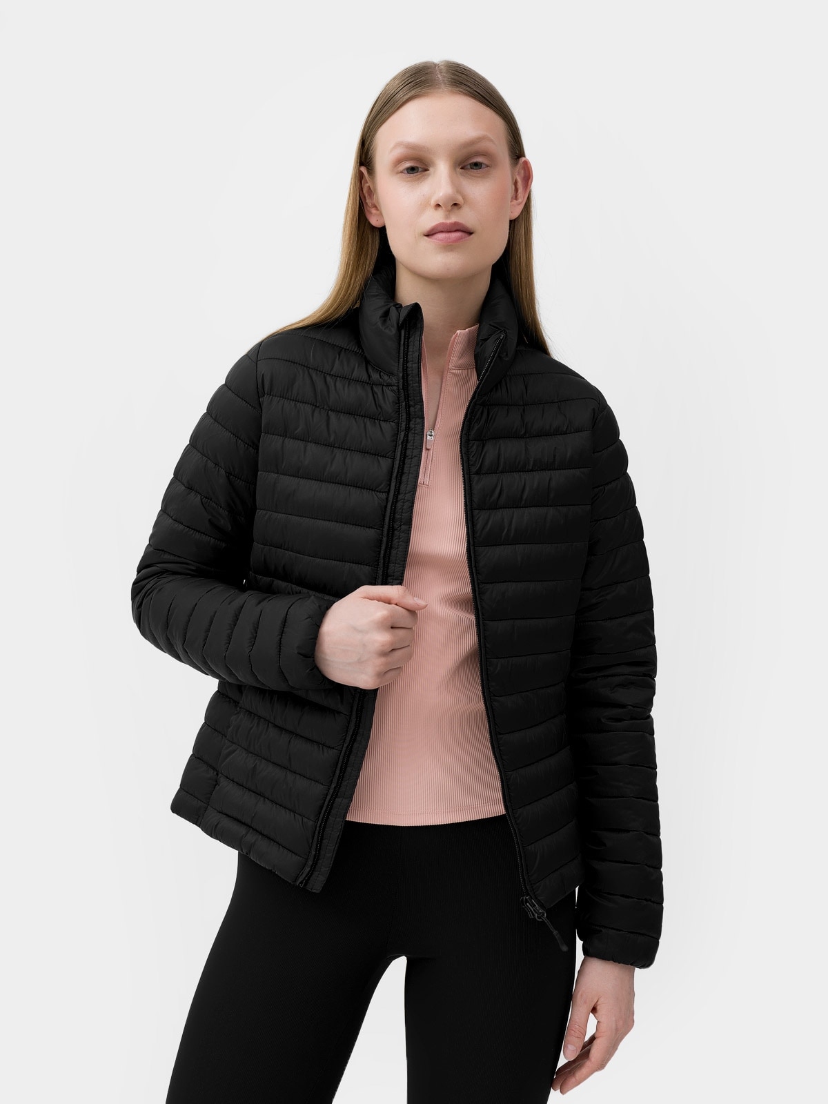 Kurtka puchowa z wypełnieniem z recyklingu damska-wyprzedaż