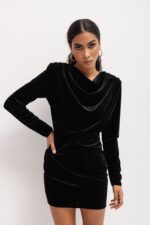 Sukienka z długim rękawem o klasycznym kroju w kolorze BLACK VELVET - COLLETTE-XS-wyprzedaż