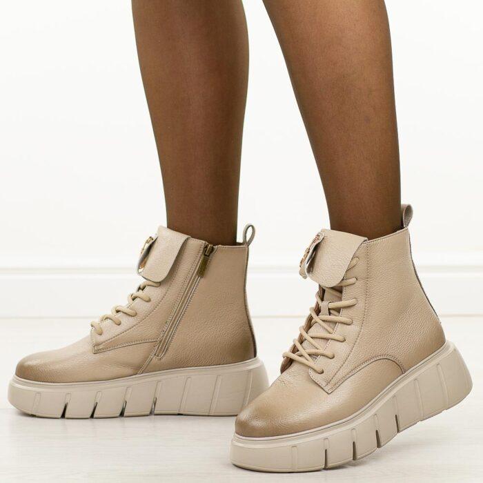 Beżowe botki damskie na platformie Potocki 19333-wyprzedaż