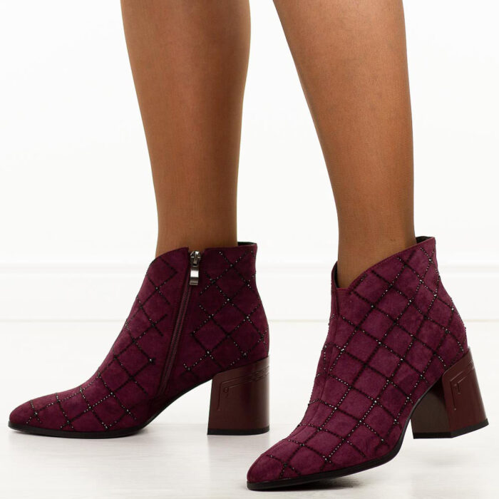 Bordowe zamszowe botki damskie na słupku DiA 52-133-wyprzedaż