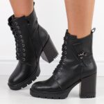 Czarne botki damskie na słupku Jezzi Asa254-3-wyprzedaż