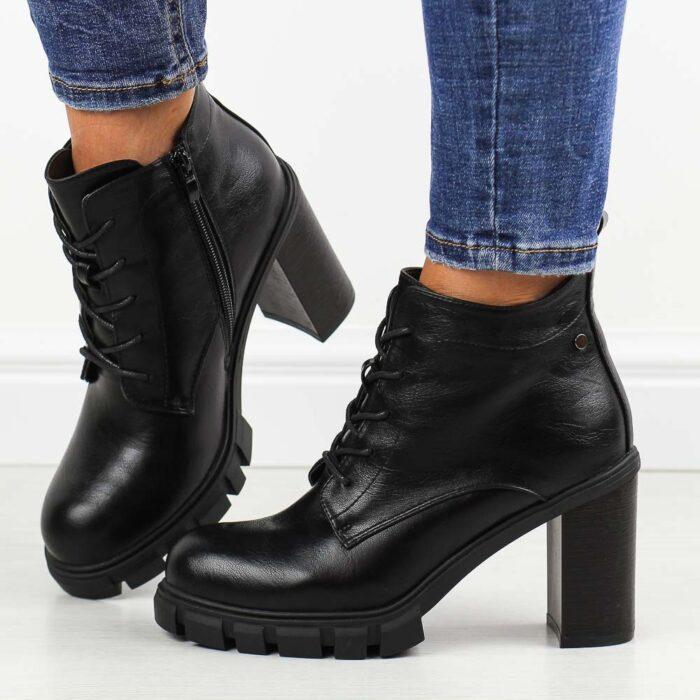 Czarne botki damskie na słupku M.Daszyński Sa218-8-wyprzedaż