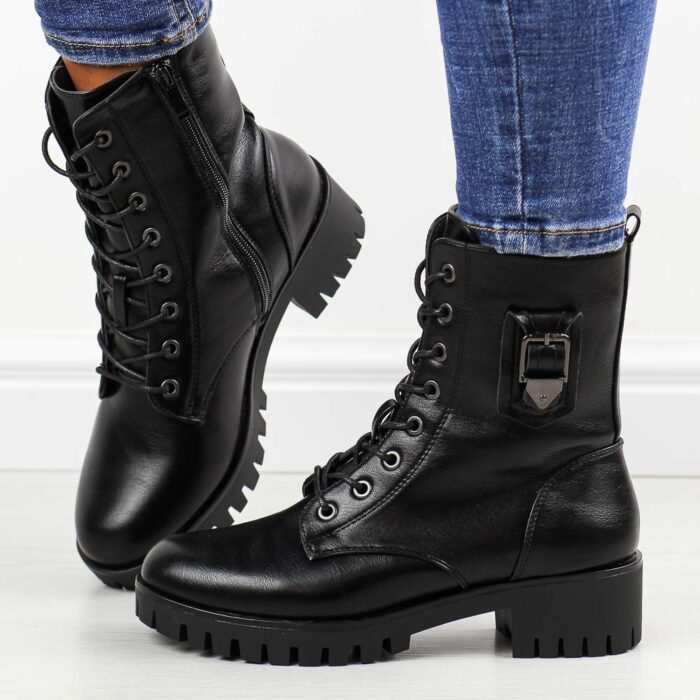 Czarne pu wysokie botki damskie na traperze M.Daszyński 1813-43-wyprzedaż