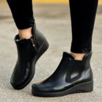 Czarne skórzane Polskie botki damskie na koturnie zimowe Gregors 880-wyprzedaż