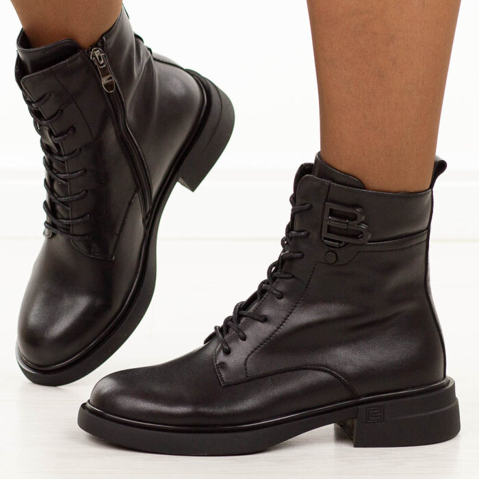 Czarne skórzane botki damskie Filippo Dbt7361/25-wyprzedaż