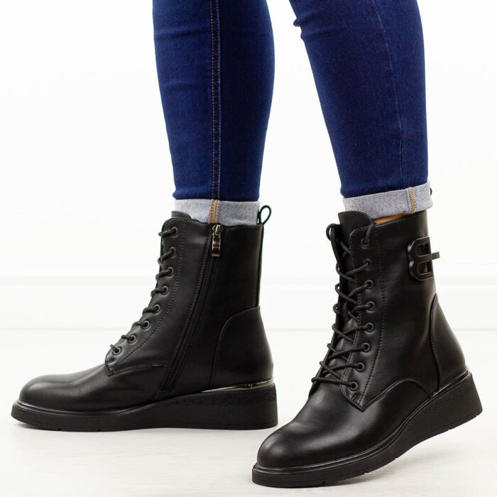 Czarne skórzane botki damskie T.Sokolski Z25-196-wyprzedaż