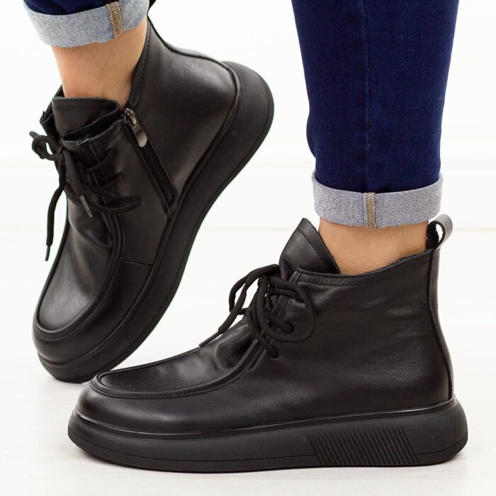 Czarne skórzane botki damskie T.Sokolski Z25-25-wyprzedaż