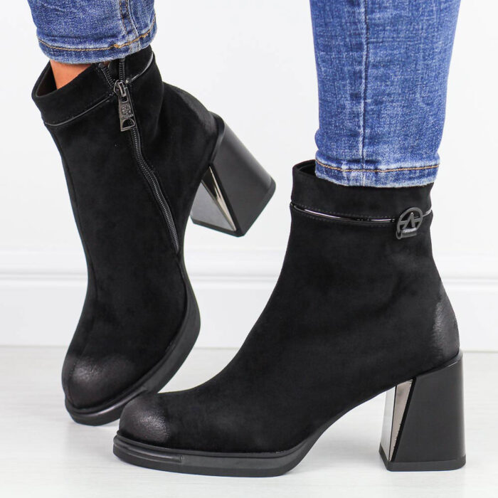 Czarne zamszowe botki damskie na słupku Vinceza 58405-wyprzedaż