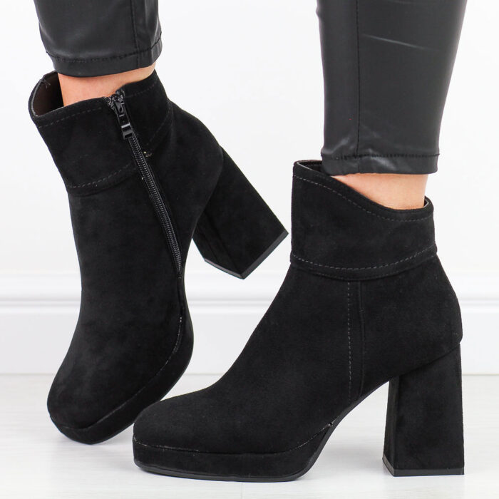 Czarne zamszowe wysokie botki damskie na słupku M.Daszyński 2288-4-wyprzedaż