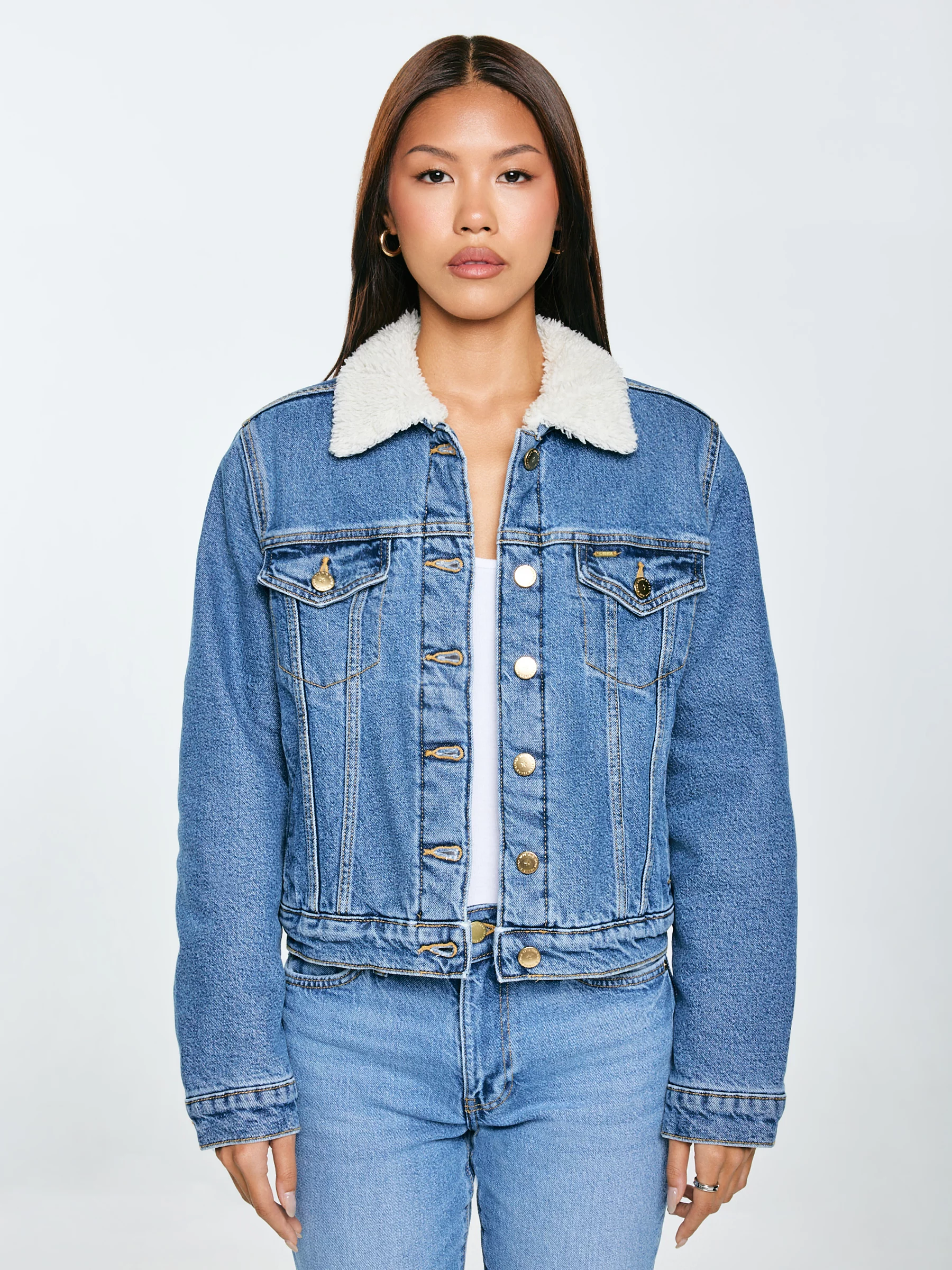 Kurtka damska jeansowa z kożuszkiem niebieska Aspen 485-wyprzedaż