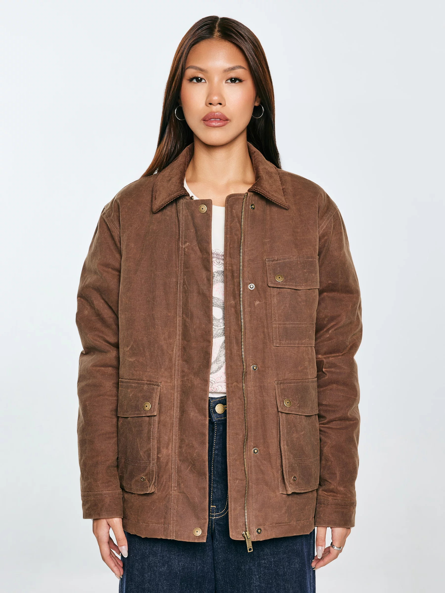 Kurtka damska parka z efektem woskowania brązowa Tormia 803-wyprzedaż