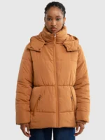 Kurtka damska pikowana z kapturem brązowa Mirake 802-wyprzedaż
