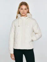 Kurtka damska pikowana z kapturem kremowa Wynterina 103-wyprzedaż