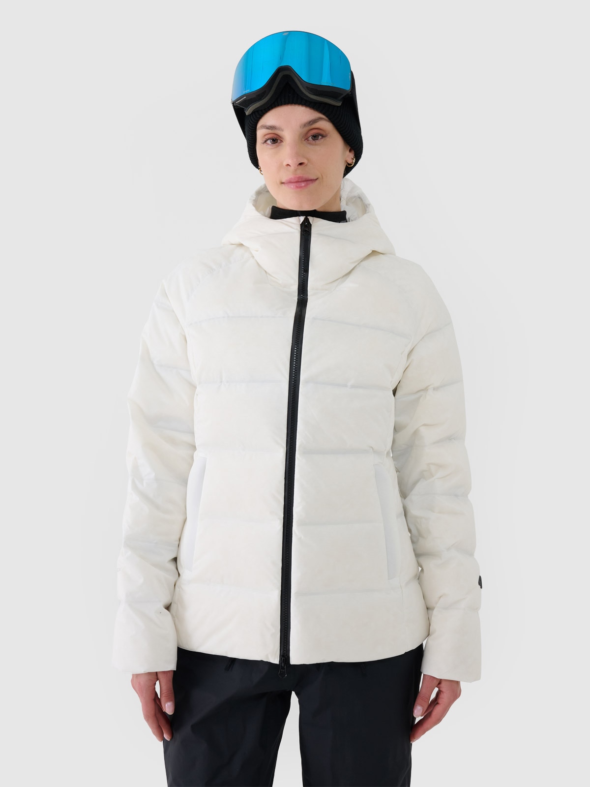 4F Kurtka zimowa puchowa 4FPRO z wypełnieniem naturalnym i membraną Pertex 20000/20000 damska - biała XL-wyprzedaż
