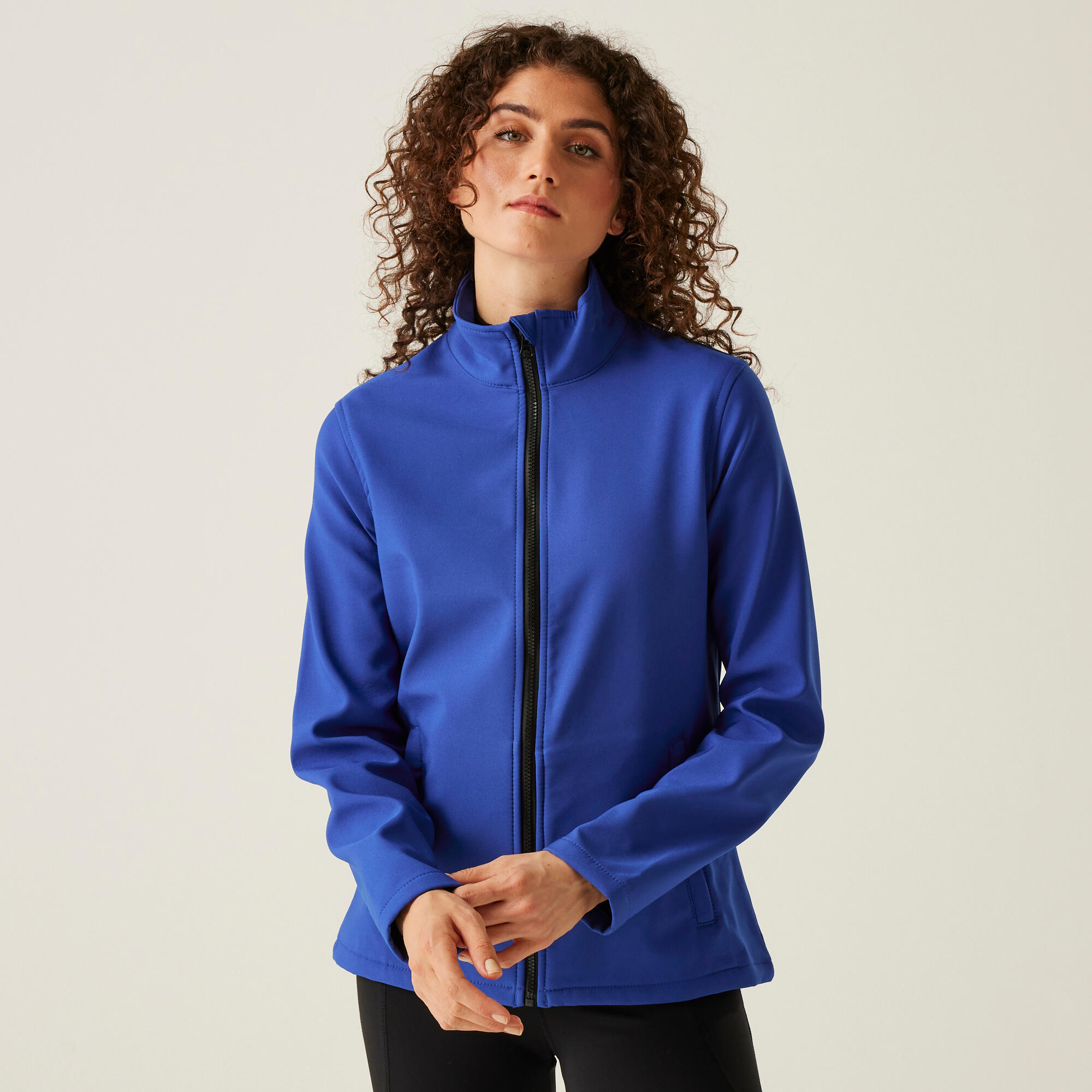 Damska kurtka softshell Ablaze z nadrukiem-wyprzedaż