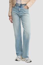 TOMMY JEANS Błękitne jeansy damskie-wyprzedaż